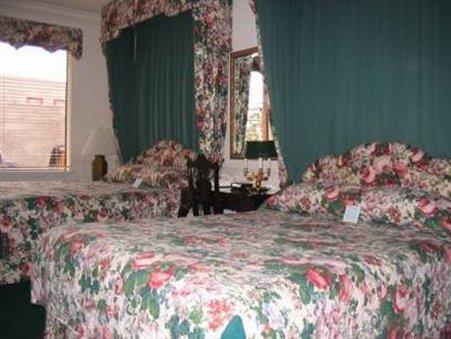 Tally Ho Inn Carmel-by-the-Sea 객실 사진